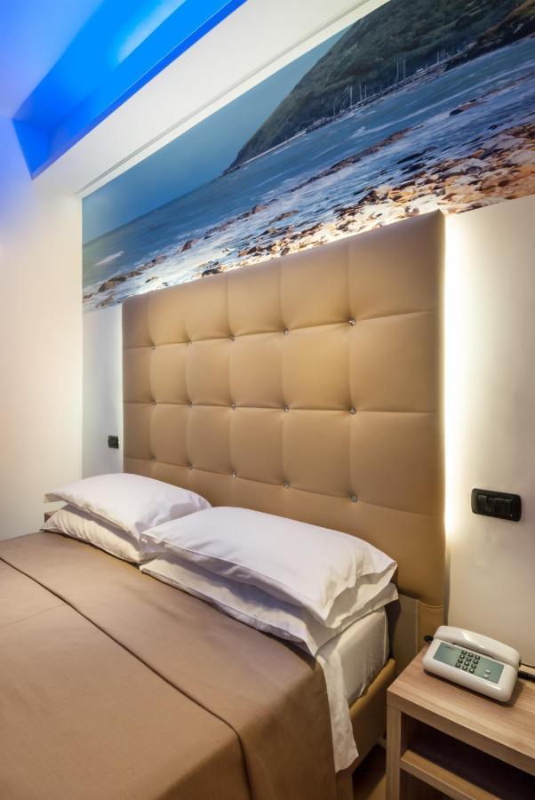 Hotel Lido Cattolica Luaran gambar