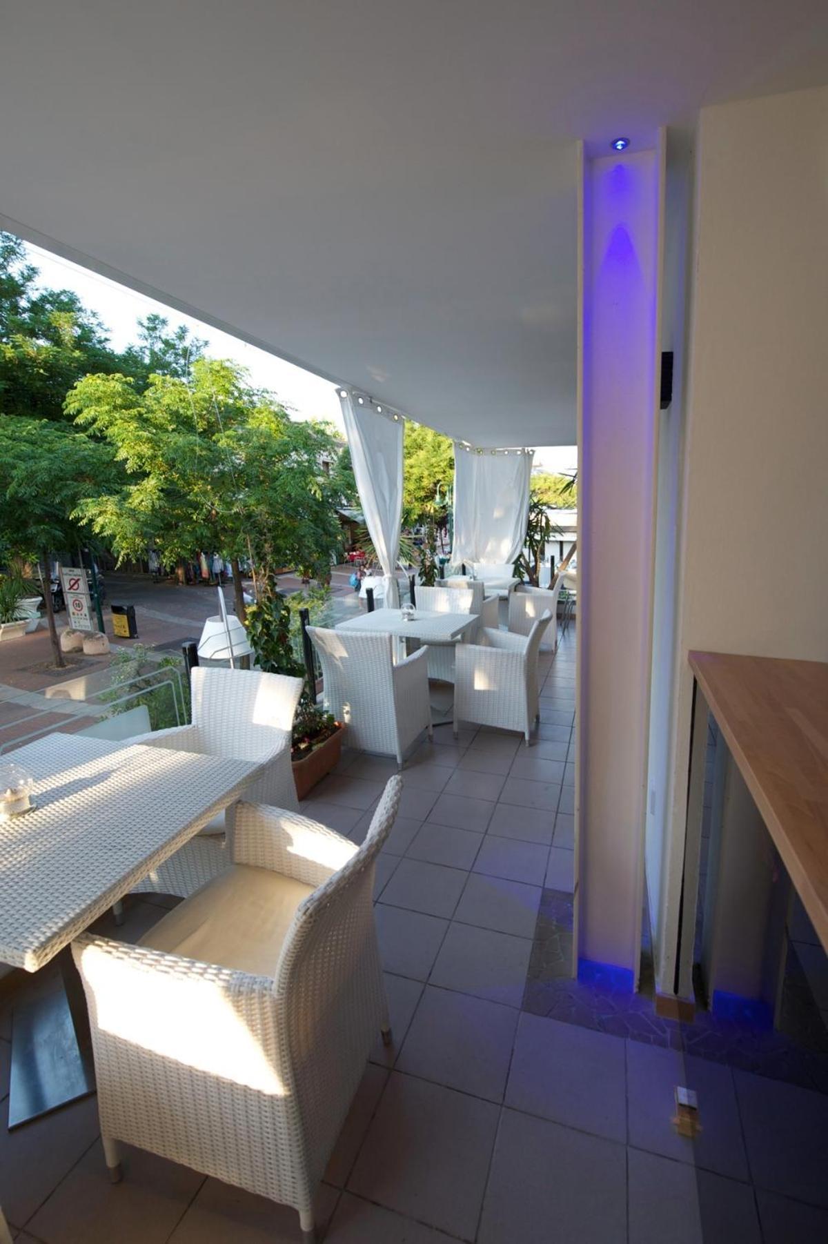 Hotel Lido Cattolica Luaran gambar