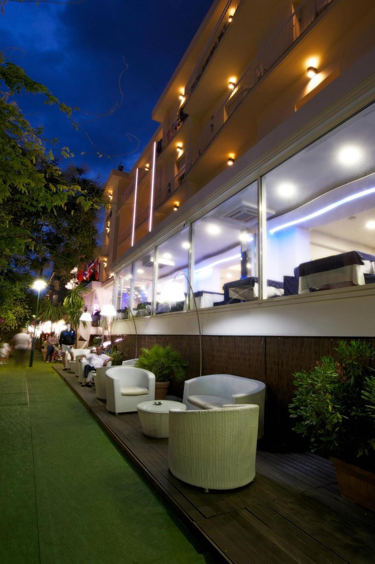 Hotel Lido Cattolica Luaran gambar