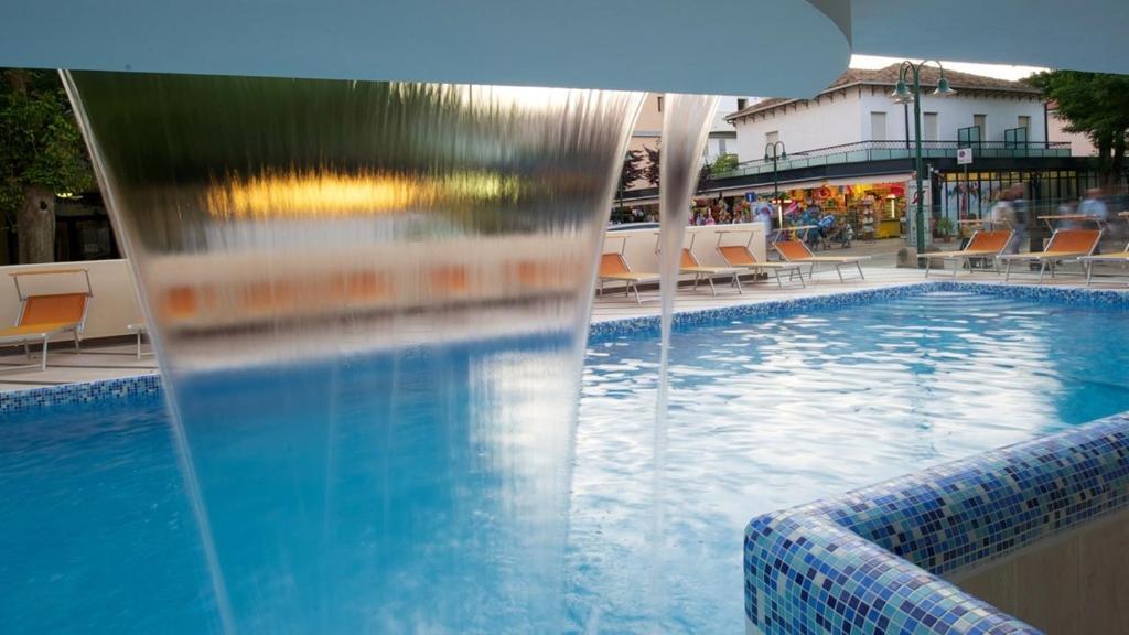 Hotel Lido Cattolica Luaran gambar